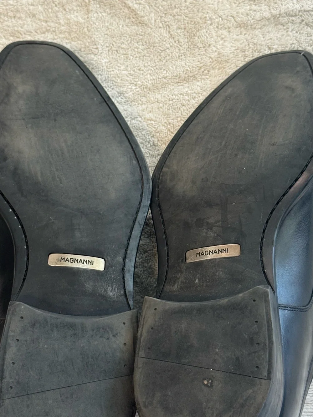 Magnanni Black Leather Derby Shoes